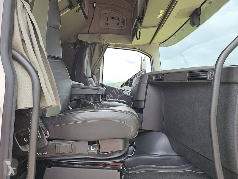 Tahač Volvo XL 6X2 I-PARK-COOL