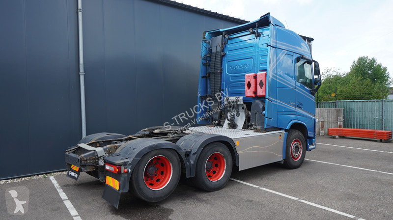 Tahač Volvo 6X4 EURO 6 GLOBETROTTER