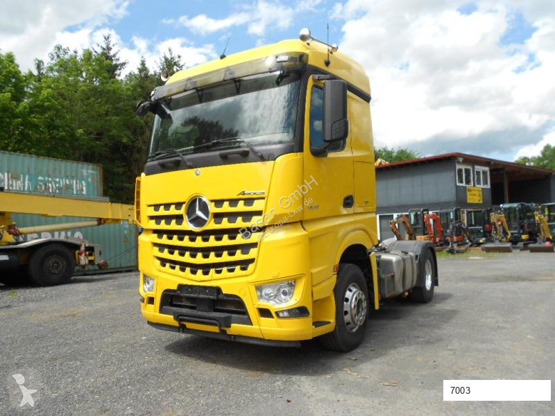 Traktor Mercedes 1845