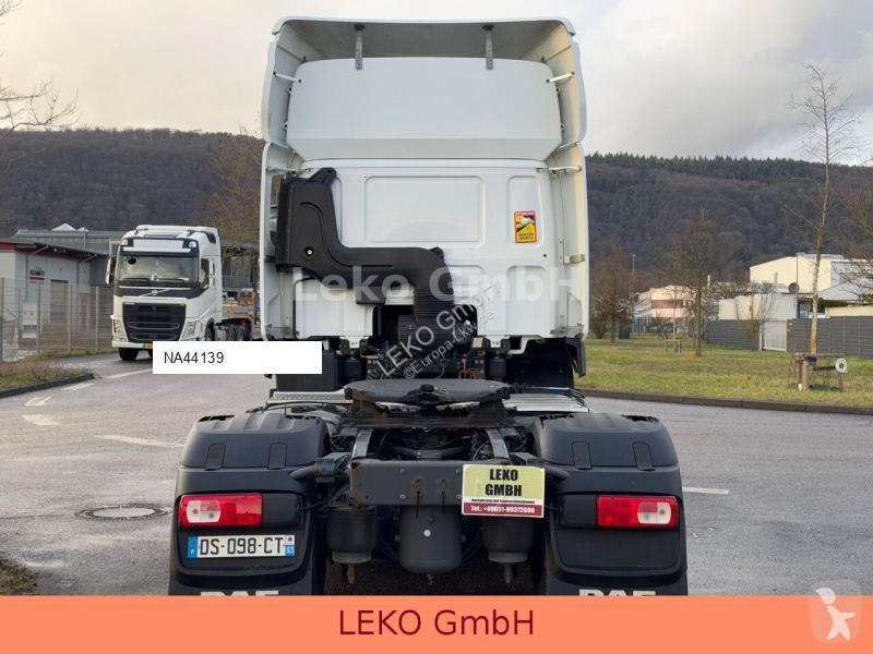 Traktor DAF CF 400.19