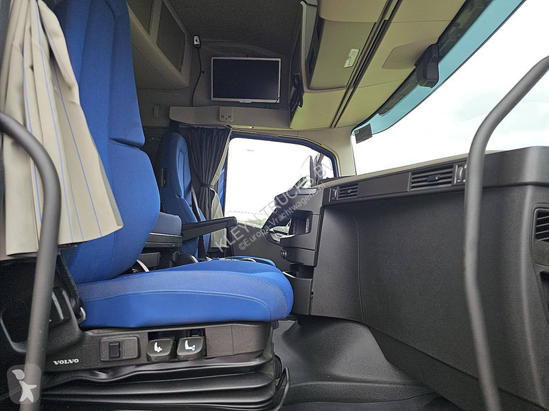 Tractor Volvo FH  LED ALCOA PTO+HYDR.