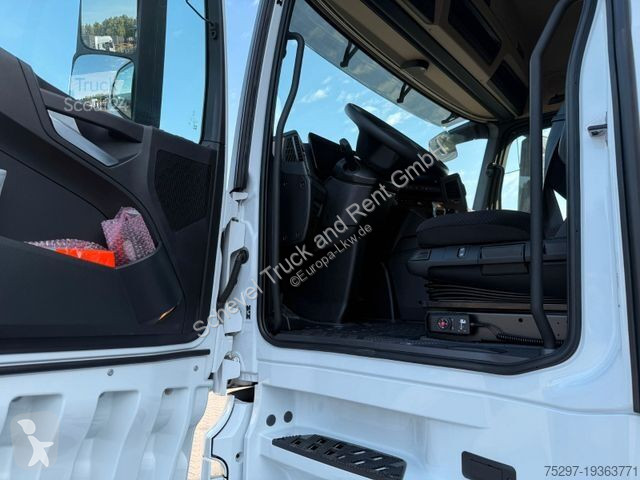 Traktor Mercedes 1848 LS BigSpace mit ADR