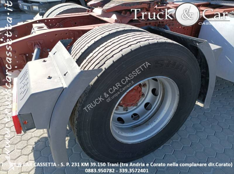 Traktor Iveco
