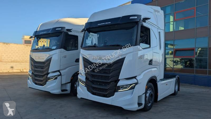 Traktor Iveco
