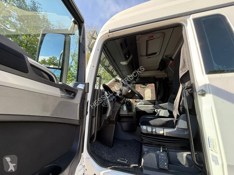 Traktor MAN TGX 6X2 voorloopas NL Truck APK...