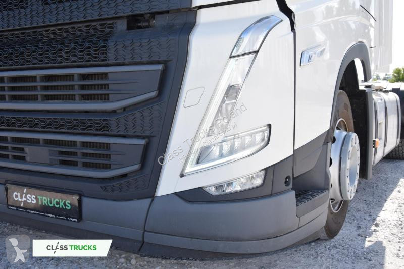 Tahač Volvo 500 Globetrotter XL Varios