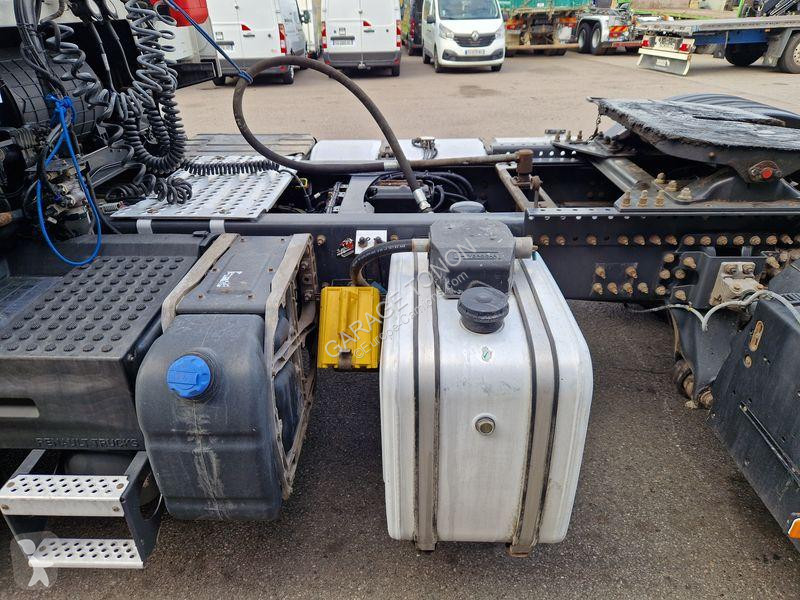 Traktor Renault 460 Gamme C