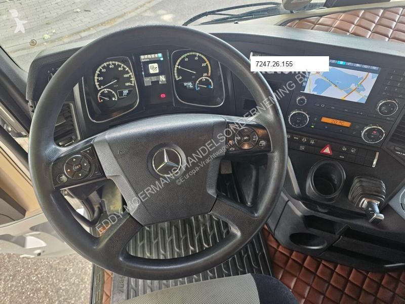 Traktor Mercedes 1842