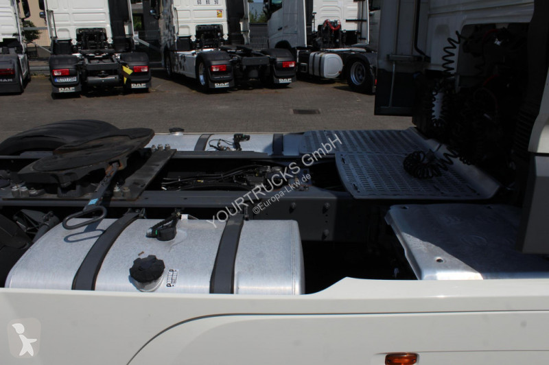 جرار DAF   480 SSC   Retarder  Kühlbox  2 Tanks...