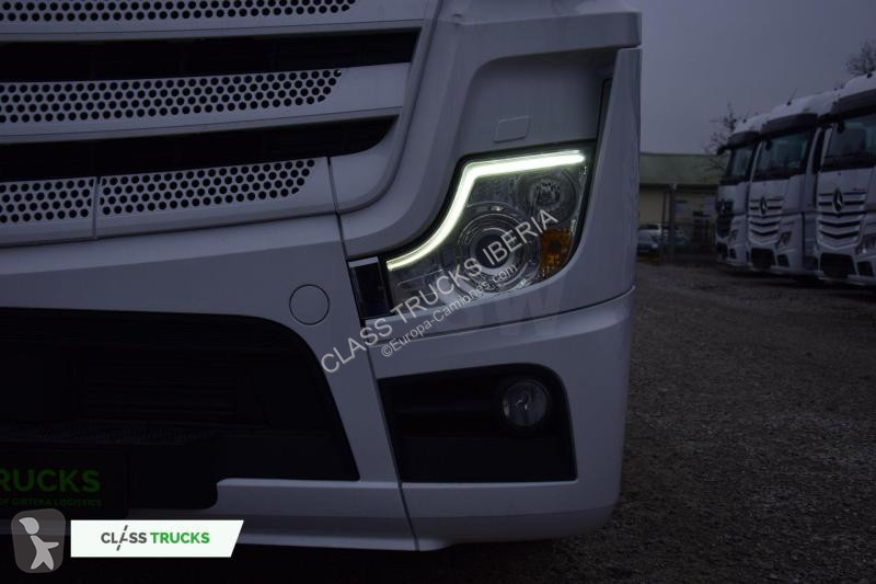 Traktor Mercedes 5 1845 BigSpace, Max tanks