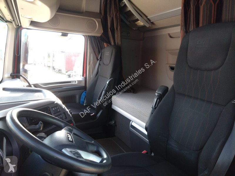 Traktor DAF 480 FT 4X2