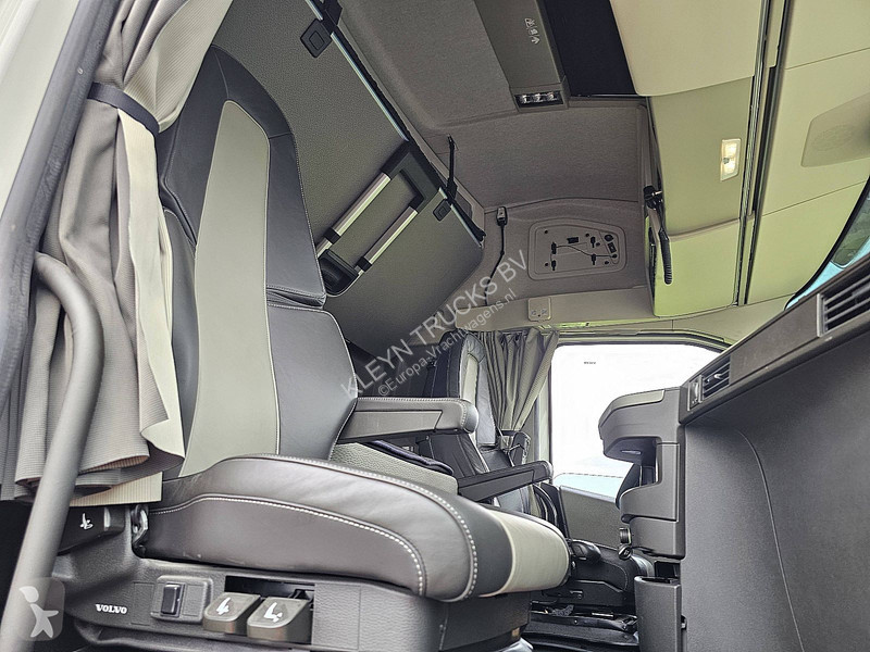 Tractor Volvo FH  6X2 I-SAVE LEATHER