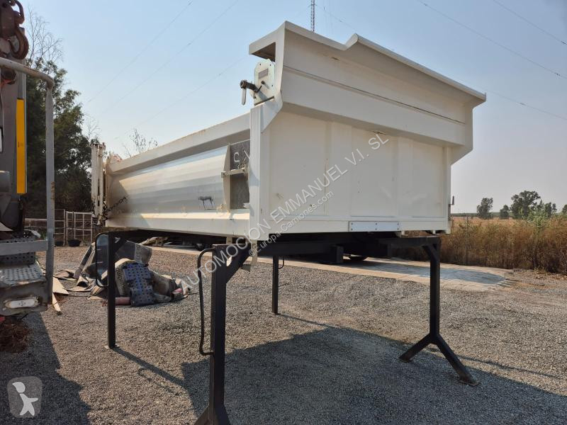Traktor Scania 490 4X4 CON CARROCERIA BASCUNTE G