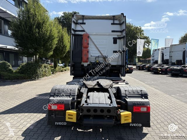 Traktor Iveco AS440S46T/FP LT