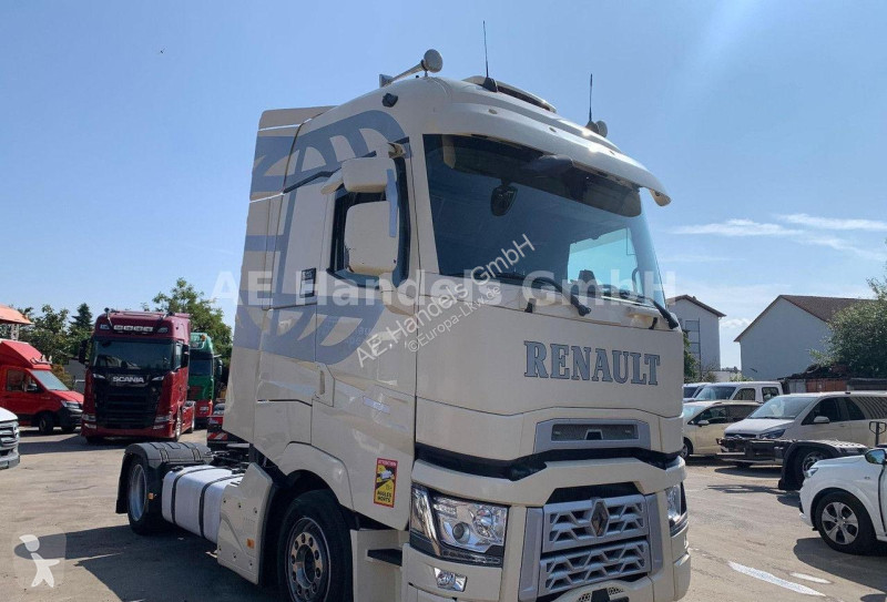 Traktor Renault T HIGH 520