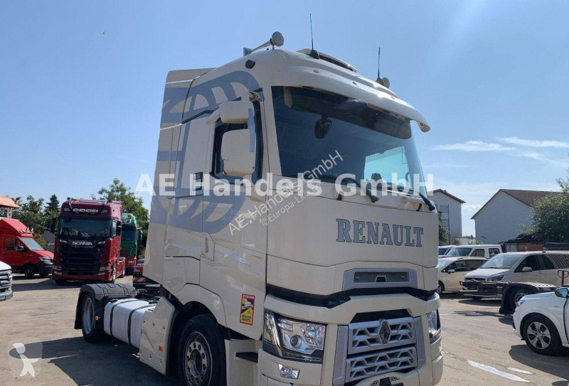 جرار Renault T HIGH 520