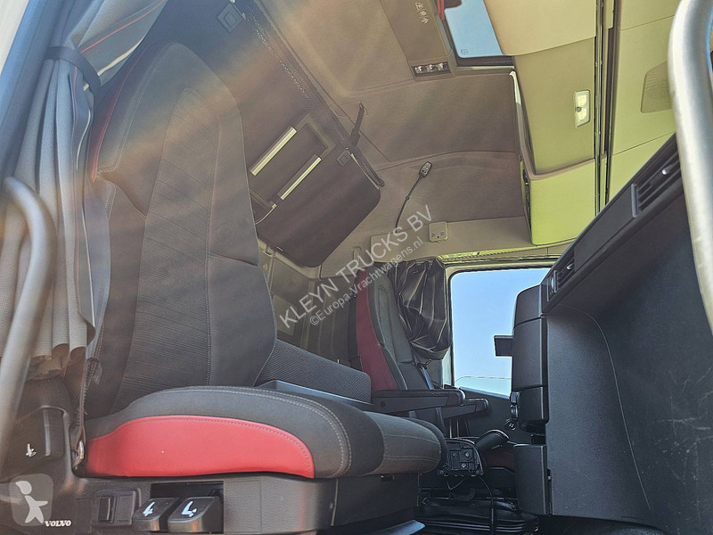 Trattore Stradale Volvo 500 6X2 GLOBETROTTER