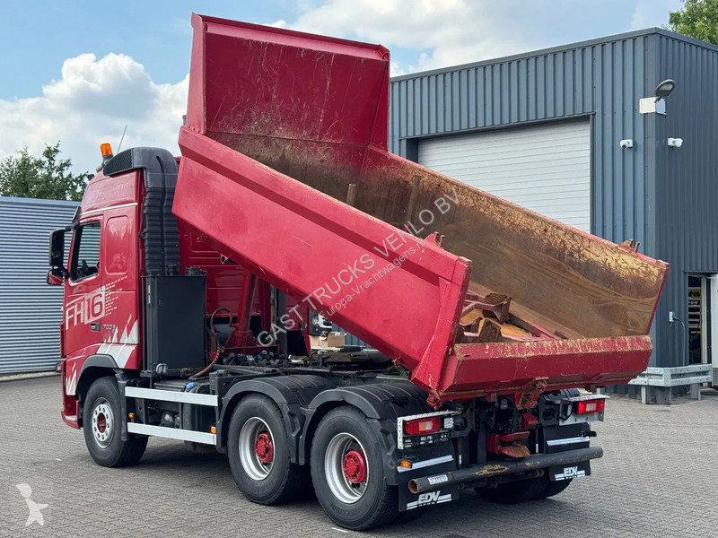 Traktor Volvo 16700 6x4 Tipper And Tractor...