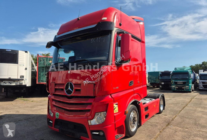 Traktor Mercedes 1848