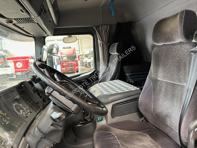 Tracteur Scania PD.300