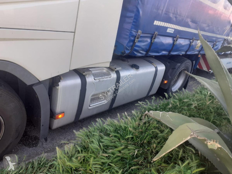 Tracteur Volvo 500