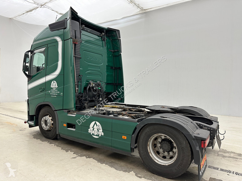 Traktor Volvo 500 Globetrotter