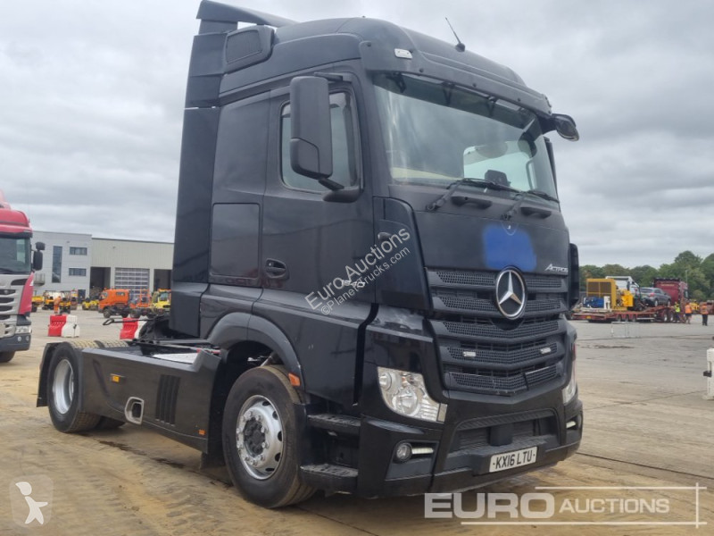 Tracteur Mercedes 1840