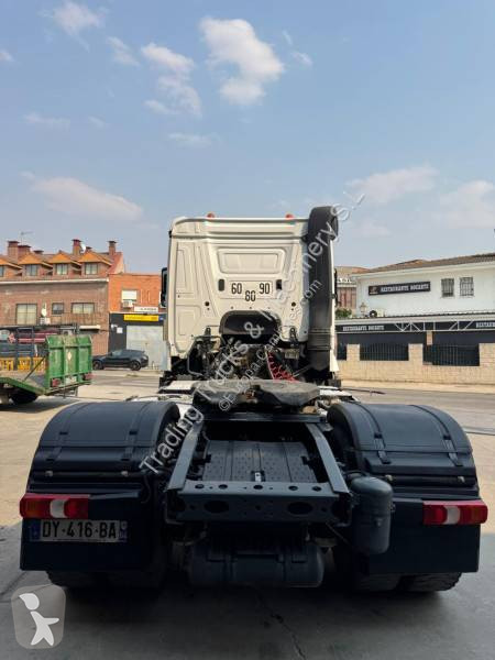 Traktor Mercedes