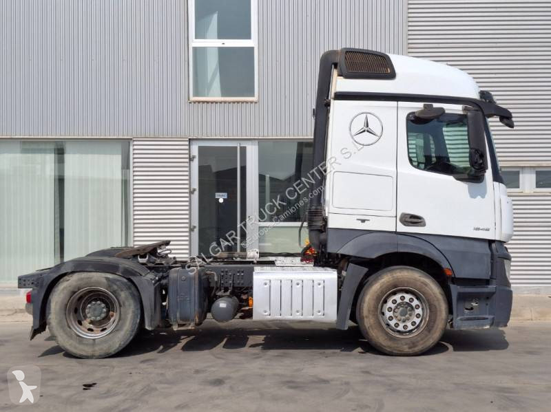 Traktor Mercedes