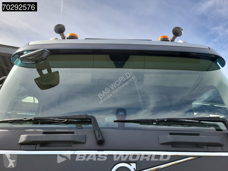 Tahač Volvo 650 6X4 Retarder Full-Air Liftachse...