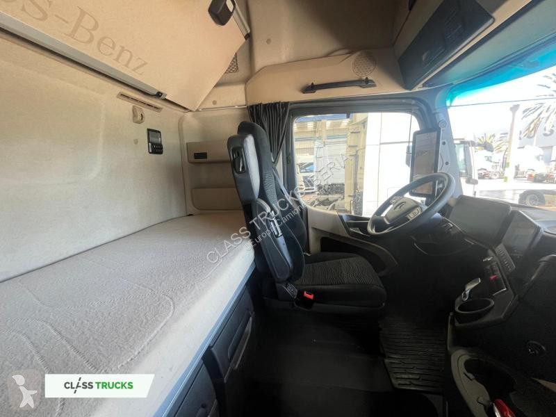Traktor Mercedes 5 1845 BigSpace Max tanks