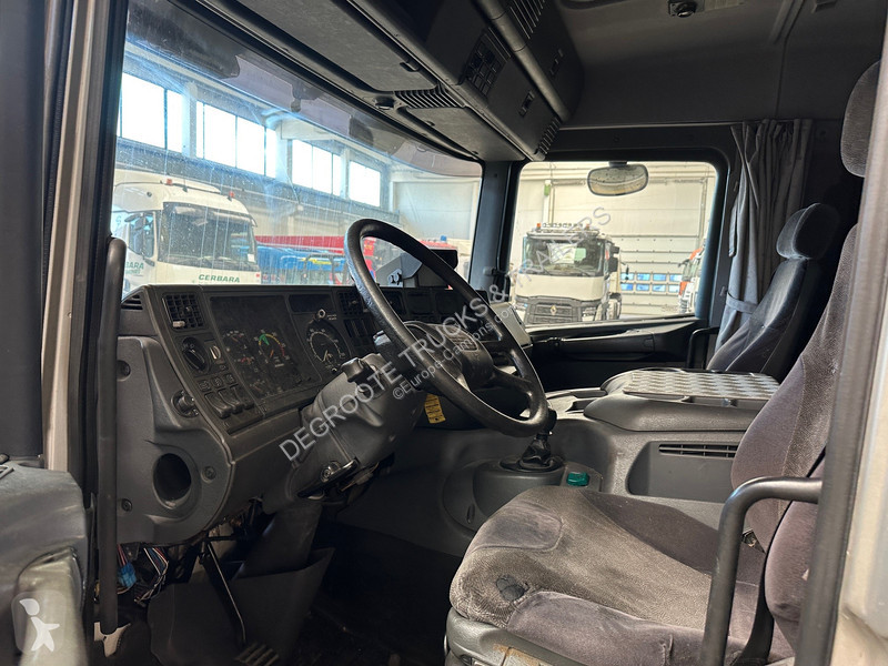 Tracteur Scania P.300