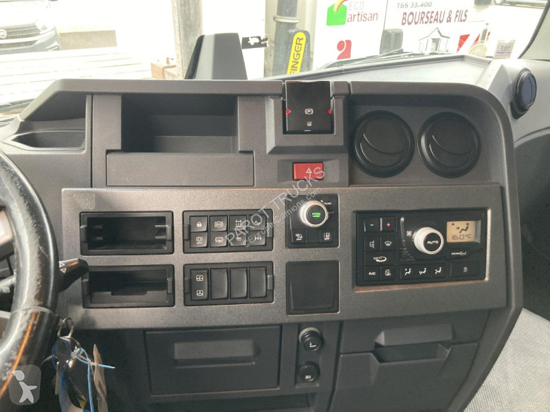 Traktor Renault 440 COMFORT T-Series