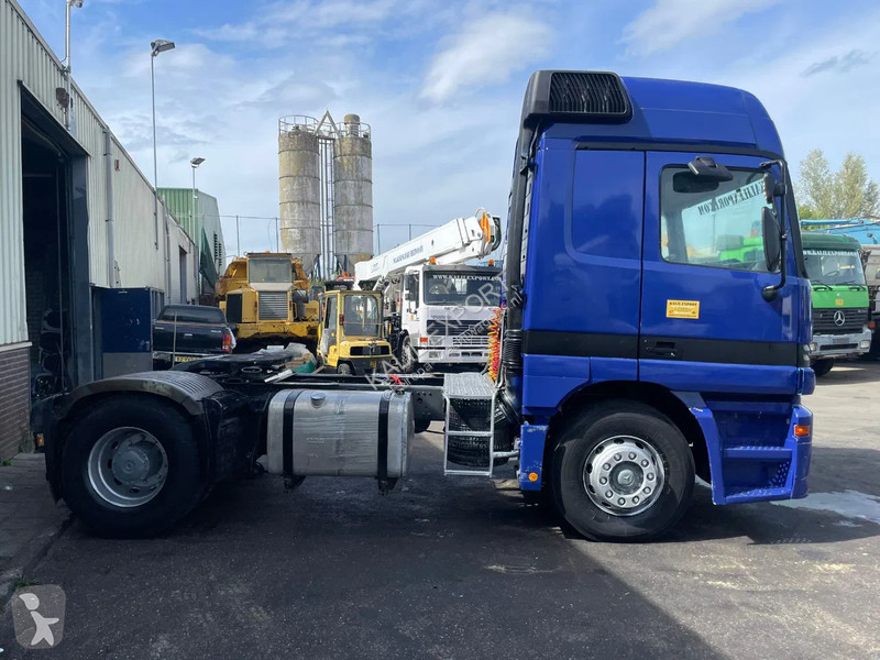 Traktor Mercedes 1840 V6 Manuel Gearbox Airco...