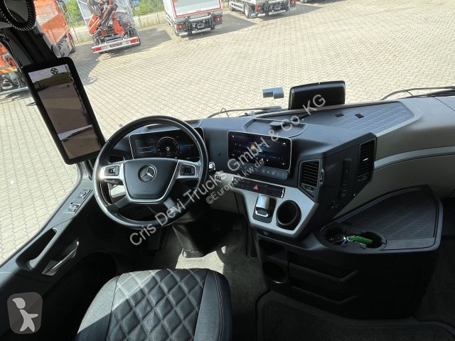 Traktor Mercedes 1853 4x2 Gigaspace / Sitzecke...