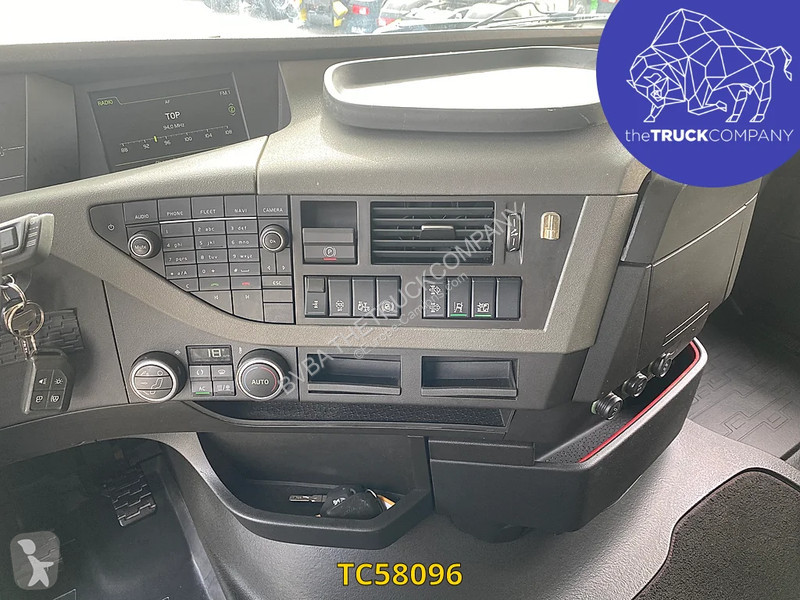 Traktor Volvo 500