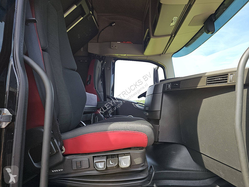Traktor Volvo 500