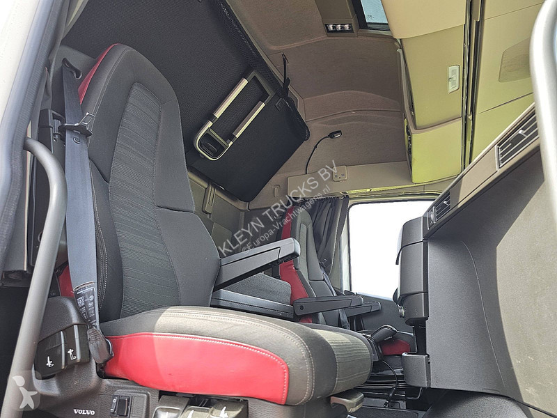 Traktor Volvo 500 XL 6X2 WB300