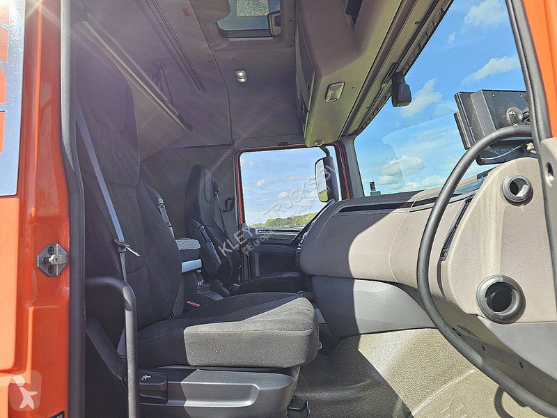 Trekker DAF 450 SPACECAB