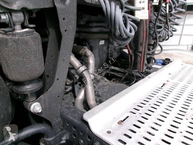 Tahač Iveco