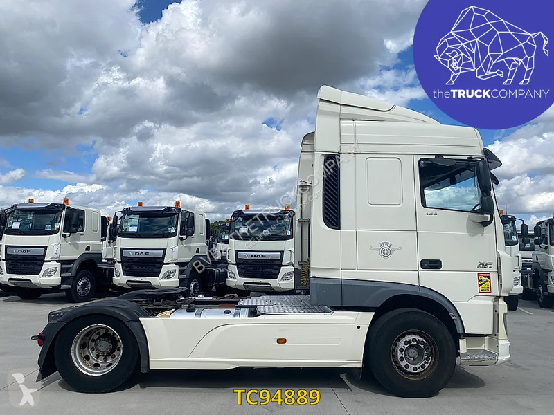 Traktor DAF 460