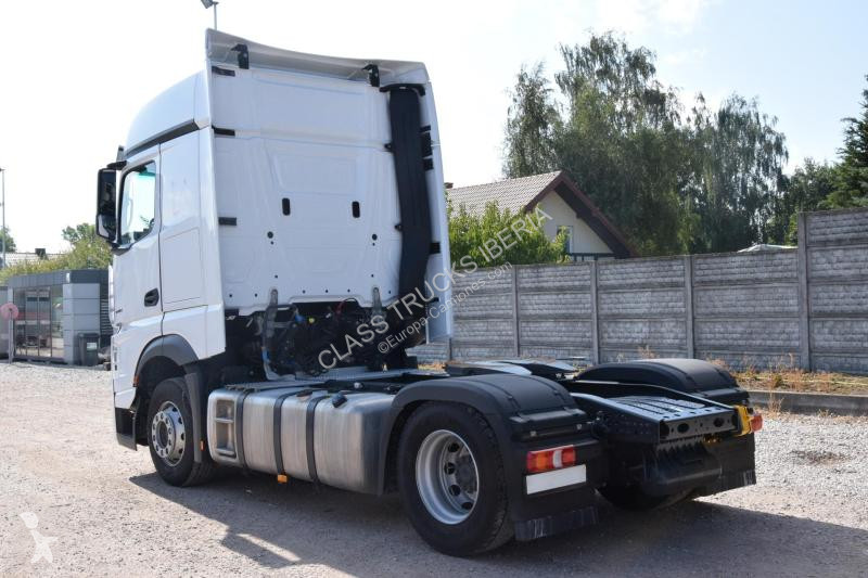 Traktor Mercedes 5 1845 BigSpace