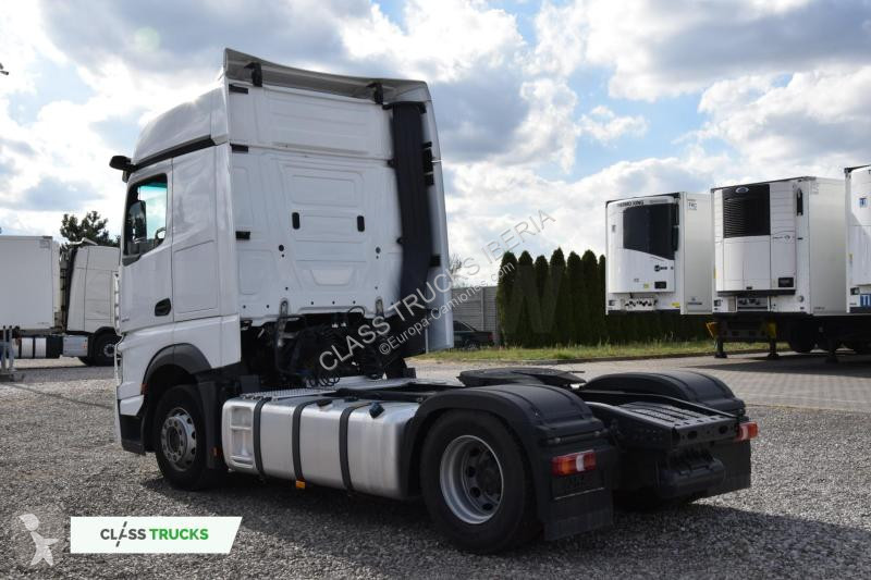 Traktor Mercedes 5 1845 BigSpace