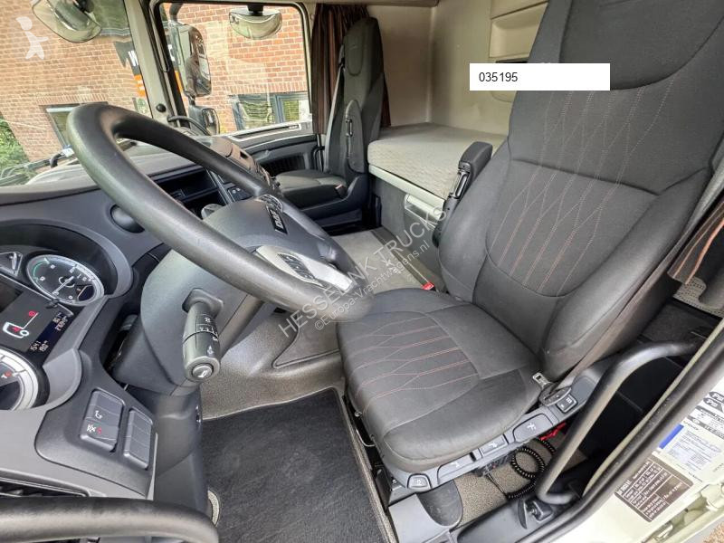 Traktor DAF XF 480 SSC Super Space 2x tank LED...