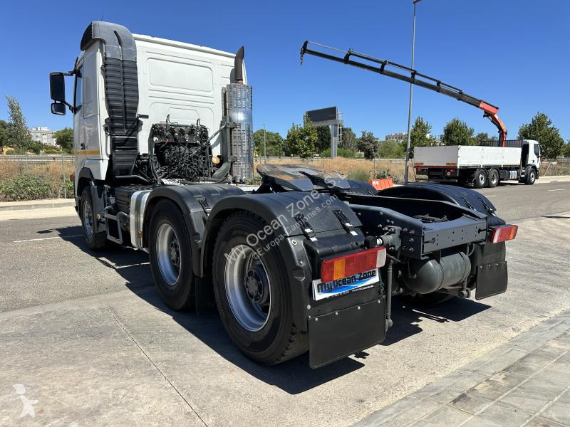 Tracteur Volvo 550