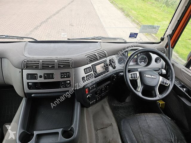 Traktor DAF CF 460 SPACECAB 6X2 RHD