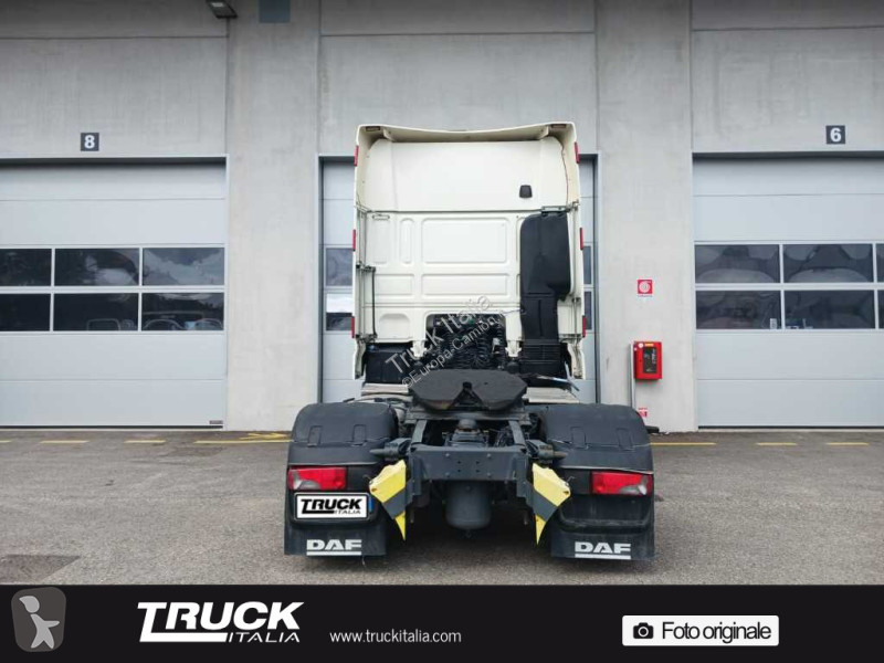 Trattore Stradale DAF XF E6