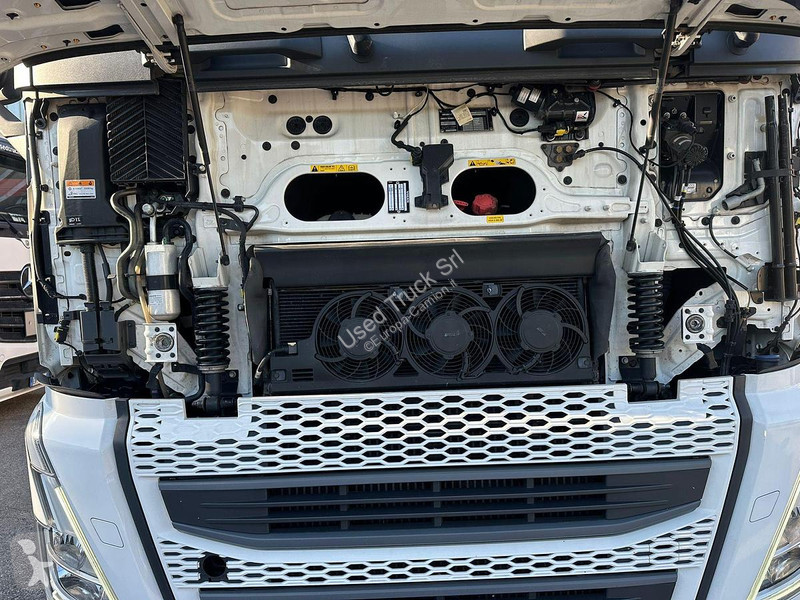 Tahač Volvo FH