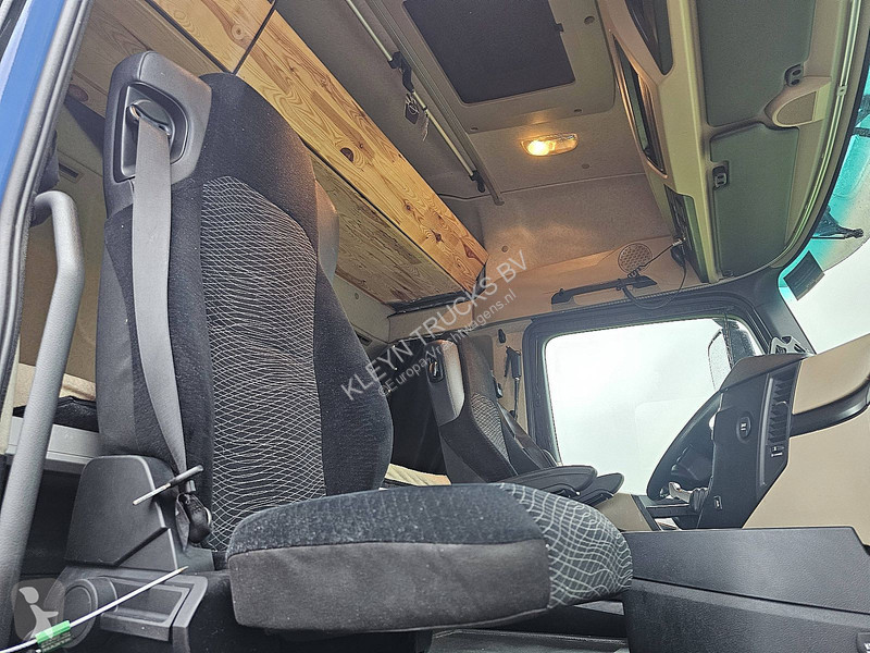 Tahač Mercedes ACTROS 1843 LS