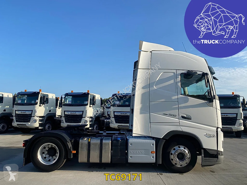 Traktor Volvo 500